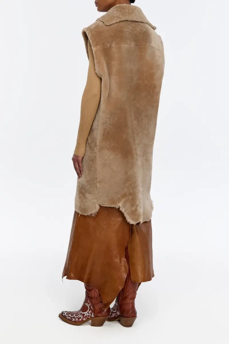 Gabriela Hearst Diviner Raw Cut Jacket Liner in Champagne Shearling | Thumbnail 5
