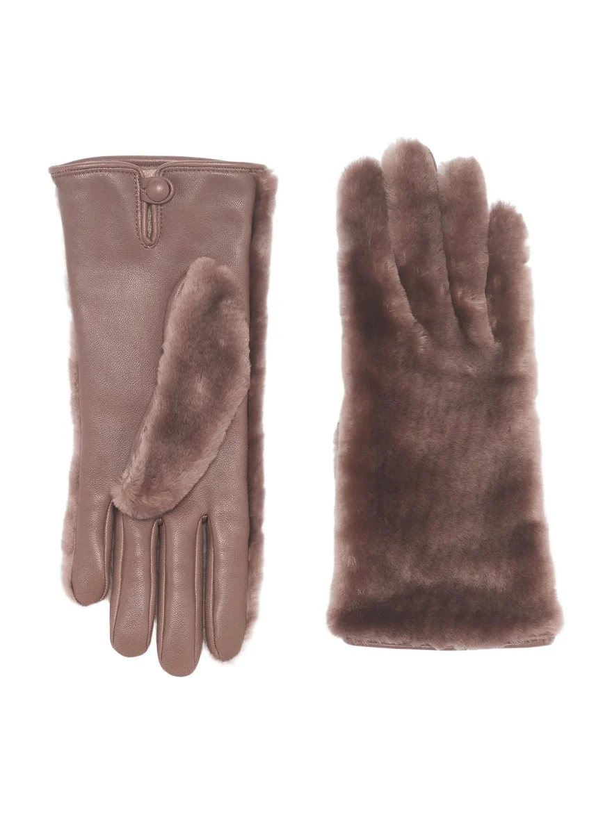 Gabriela Hearst Eglantina Gloves in Mocha Shearling