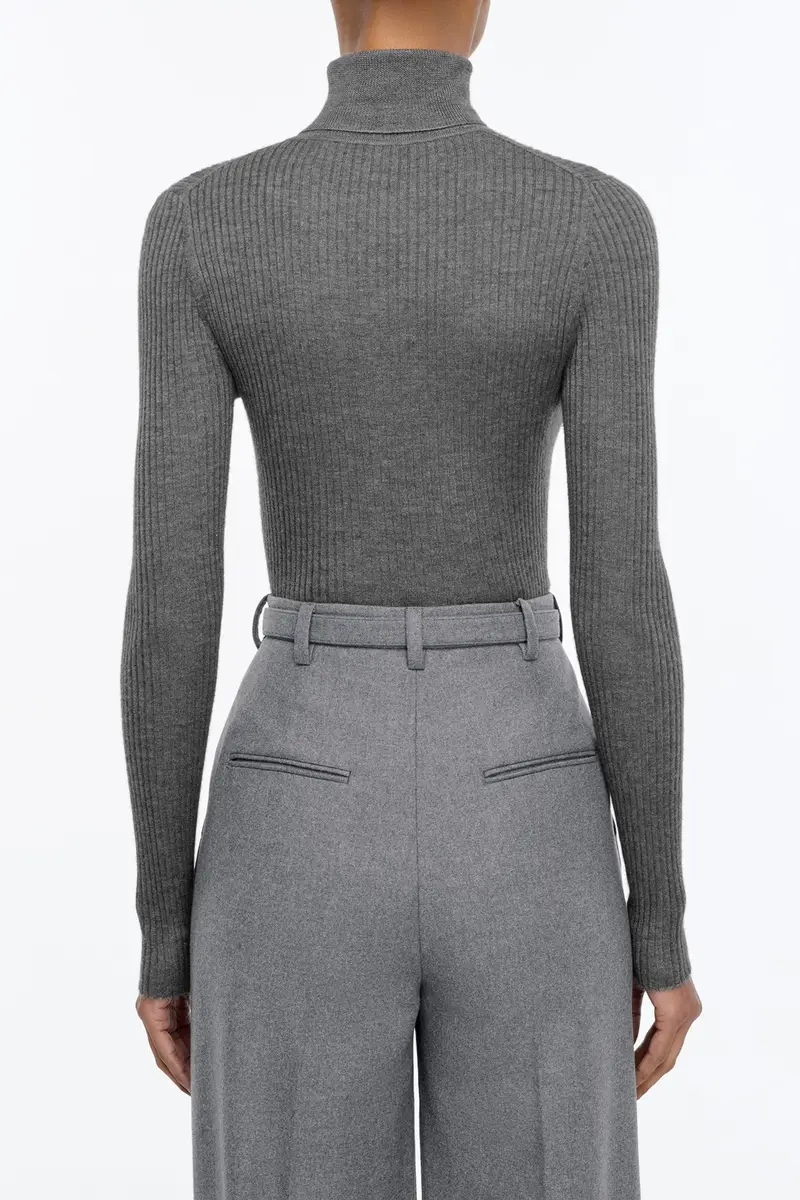 Gabriela Hearst Peppe Knit Turtleneck in Smoke Cashmere Silk | Thumbnail 4 Gabriela Hearst Peppe Knit Turtleneck in Smoke Cashmere Silk | Thumbnail 4