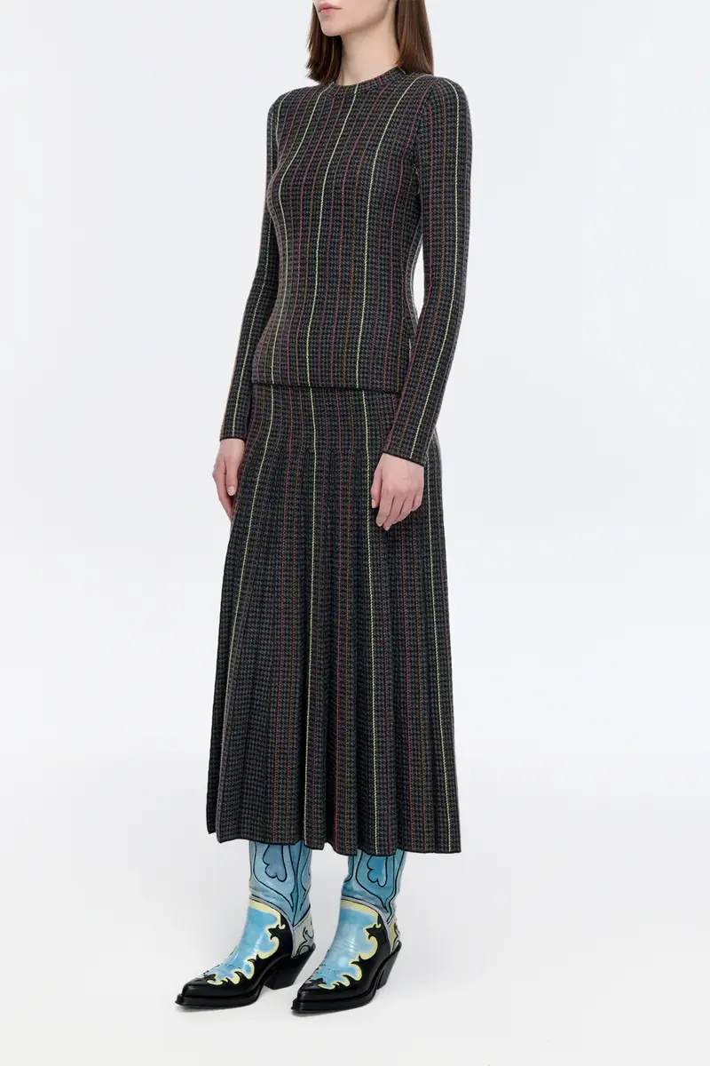 Gabriela Hearst Prism Knit Skirt in Charcoal Multi Cashmere Silk Houndstooth | Thumbnail 4 Gabriela Hearst Prism Knit Skirt in Charcoal Multi Cashmere Silk Houndstooth | Thumbnail 4