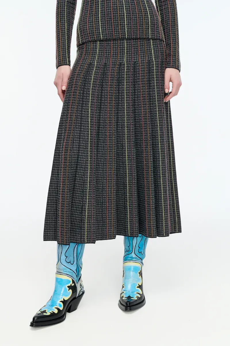 Gabriela Hearst Prism Knit Skirt in Charcoal Multi Cashmere Silk Houndstooth | Thumbnail 6 Gabriela Hearst Prism Knit Skirt in Charcoal Multi Cashmere Silk Houndstooth | Thumbnail 6