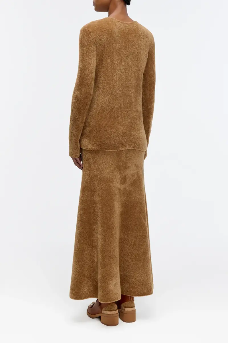 Gabriela Hearst Ward Knit V-Neck Sweater in Mid Camel Silk | Thumbnail 4 Gabriela Hearst Ward Knit V-Neck Sweater in Mid Camel Silk | Thumbnail 4