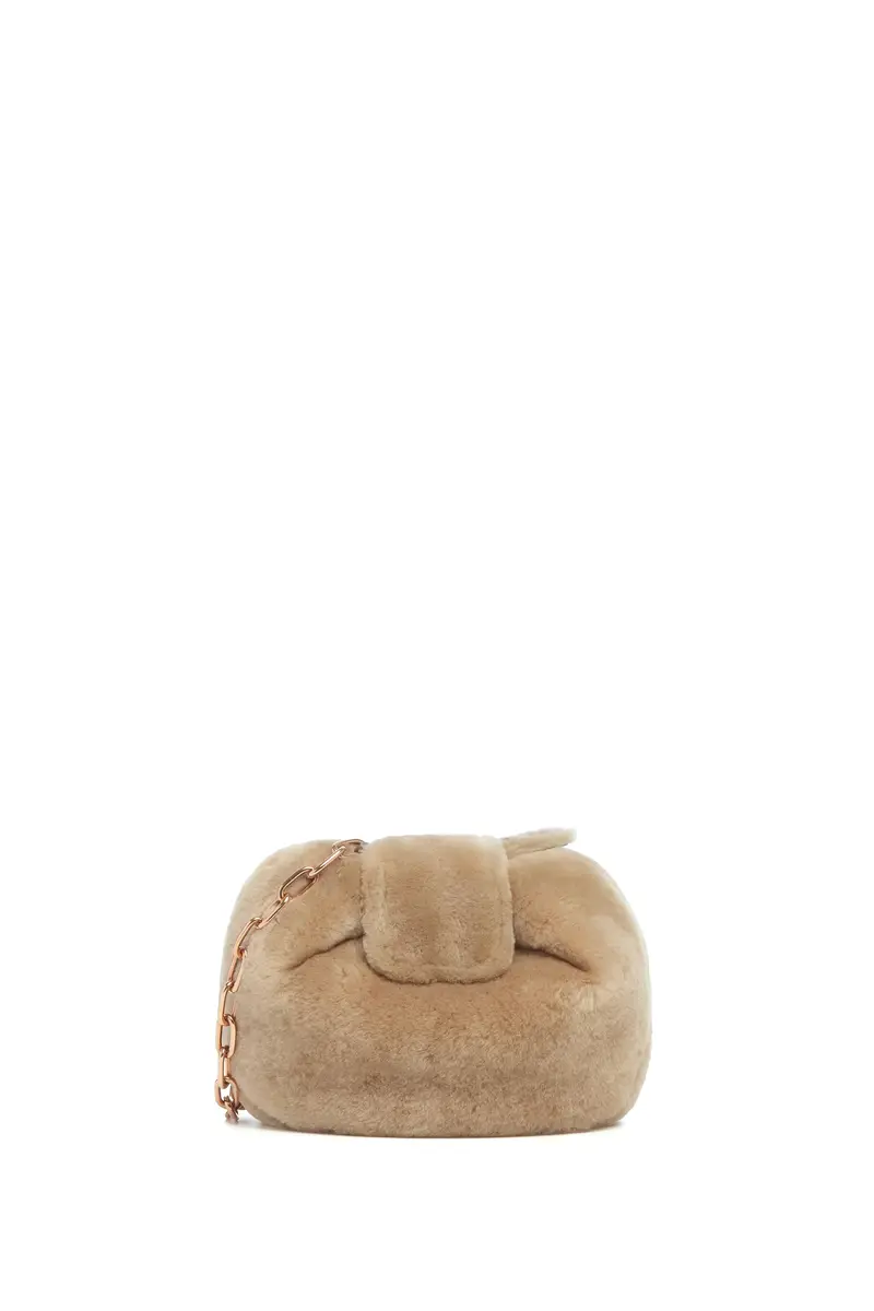Gabriela Hearst Soft Demi Clutch with Chain in Champagne Shearling | Thumbnail 3 Gabriela Hearst Soft Demi Clutch with Chain in Champagne Shearling | Thumbnail 3