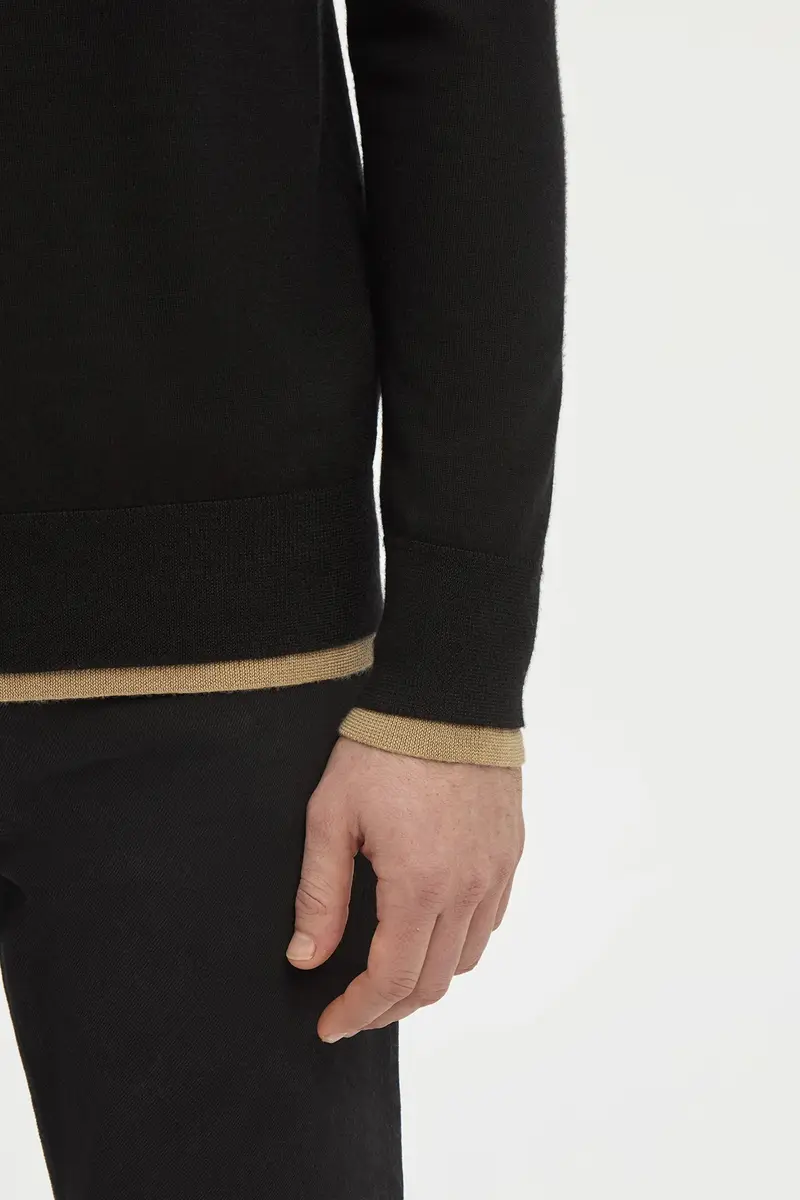 Gabriela Hearst Wells Reversible Knit Sweater in Black & Camel Cashmere Silk | Thumbnail 5 Gabriela Hearst Wells Reversible Knit Sweater in Black & Camel Cashmere Silk | Thumbnail 5
