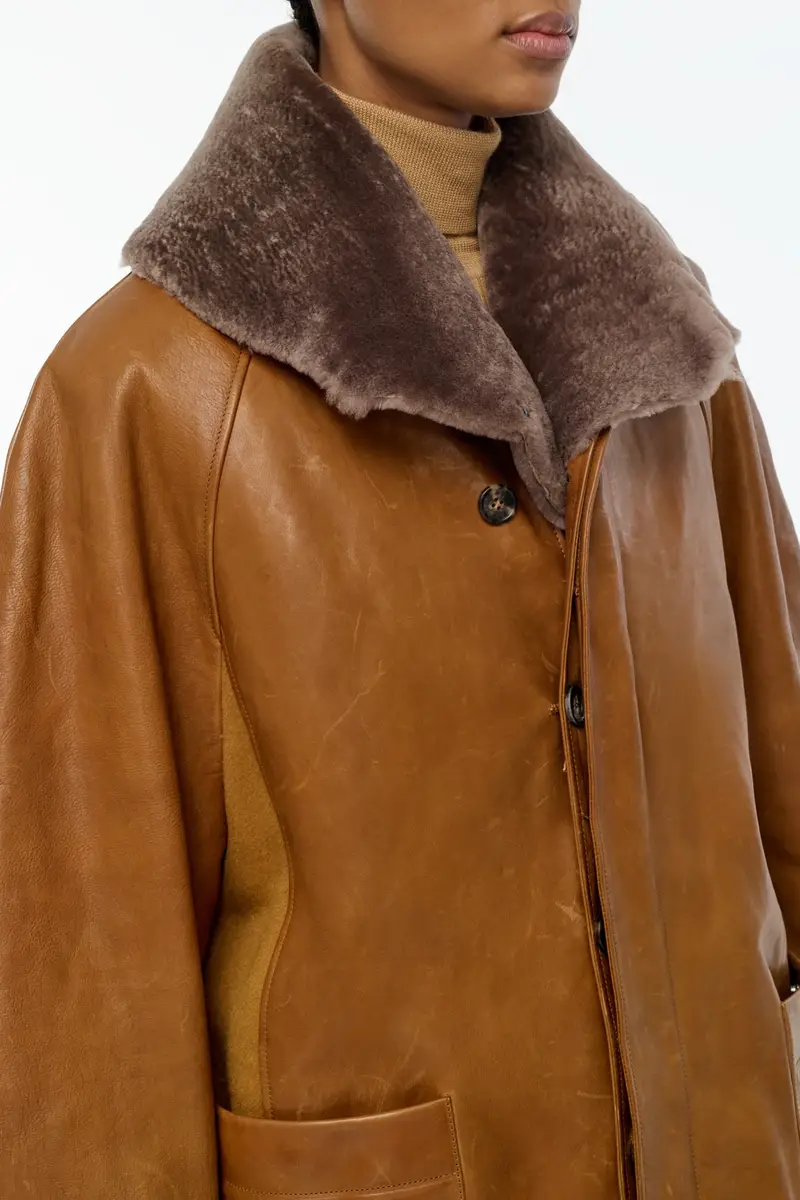 Gabriela Hearst Arbor Cocoon Coat in Cognac Vachetta Leather | Thumbnail 7
