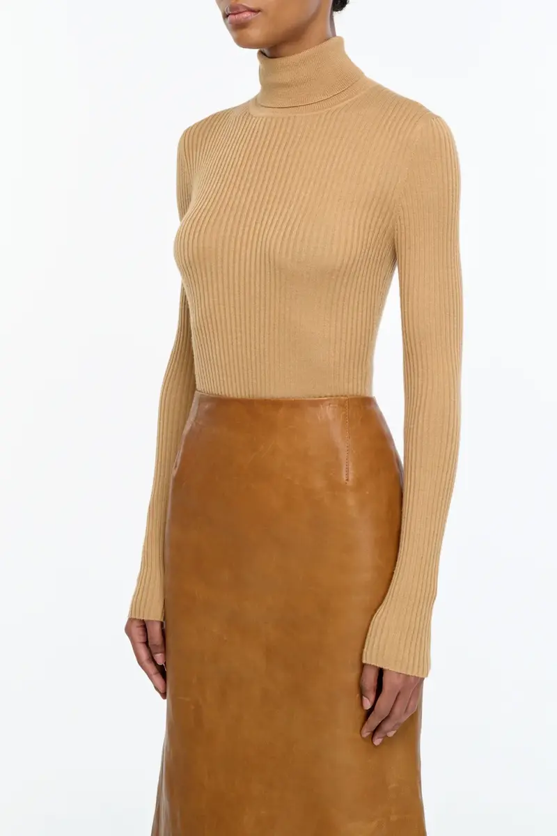 Gabriela Hearst Peppe Knit Turtleneck in Camel Cashmere Silk | Thumbnail 3