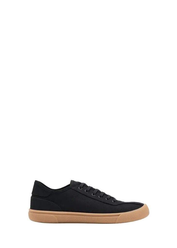 Canvas Low-Top Sneakers Canvas Low-Top Sneakers