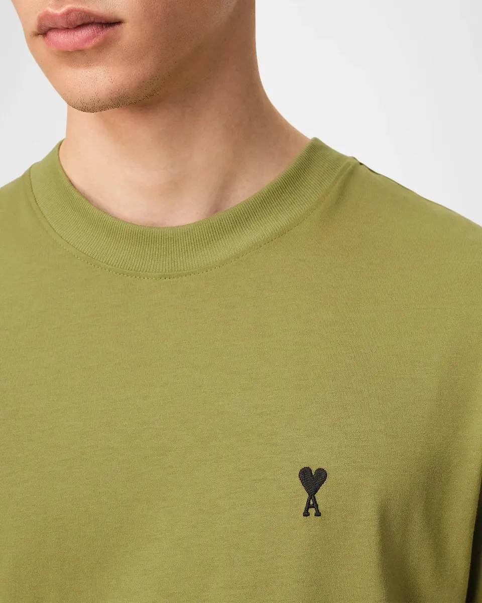 AMI PARIS Men's Cotton Ami De Coeur Cotton Crewneck T-Shirt | Thumbnail 4 AMI PARIS Men's Cotton Ami De Coeur Cotton Crewneck T-Shirt | Thumbnail 4