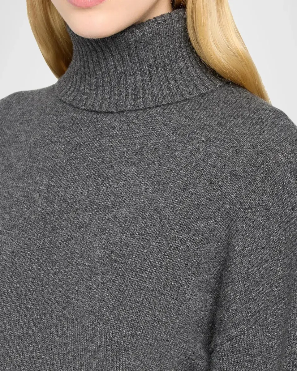 Theory Cashmere Turtleneck Sweater | Thumbnail 5 Theory Cashmere Turtleneck Sweater | Thumbnail 5