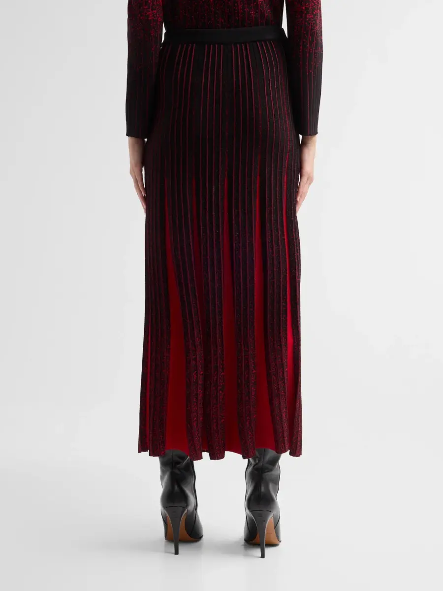 Ming Wang Women's Petite Striped Two-Tone Gradient Pleated Maxi Skirt | Thumbnail 3 Ming Wang Women's Petite Striped Two-Tone Gradient Pleated Maxi Skirt | Thumbnail 3
