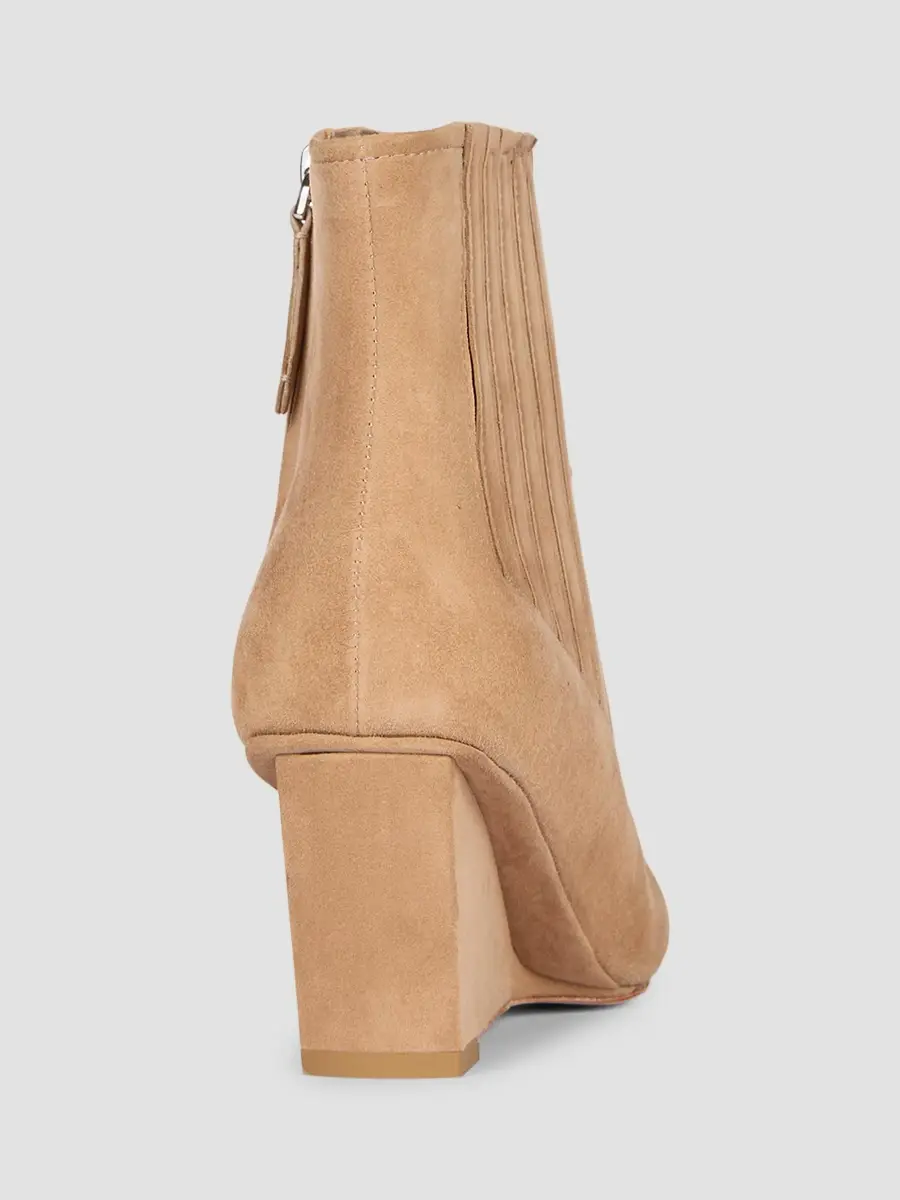 Roger Vivier Women's Belle Vivier 60MM Suede Boots | Thumbnail 3 Roger Vivier Women's Belle Vivier 60MM Suede Boots | Thumbnail 3