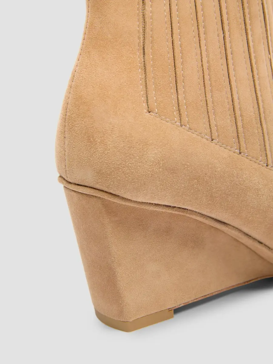Roger Vivier Women's Belle Vivier 60MM Suede Boots | Thumbnail 6 Roger Vivier Women's Belle Vivier 60MM Suede Boots | Thumbnail 6