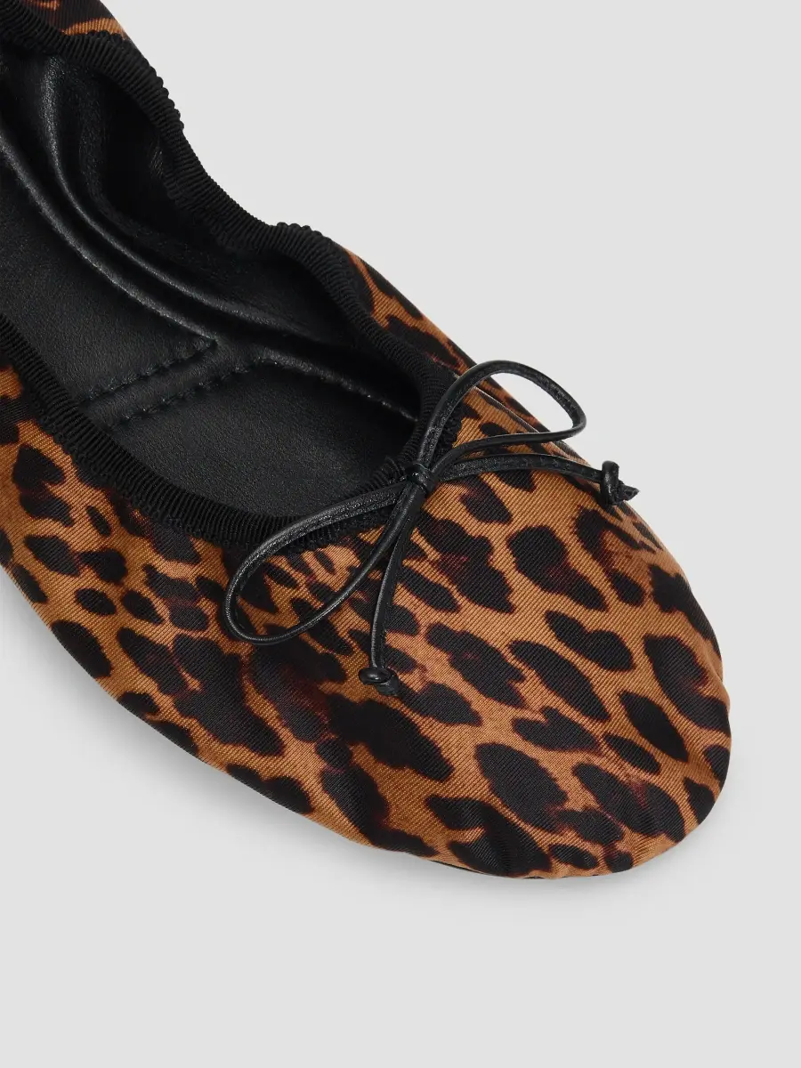 Stuart Weitzman Women's Nia Leopard-Print Ballet Flats | Thumbnail 5 Stuart Weitzman Women's Nia Leopard-Print Ballet Flats | Thumbnail 5