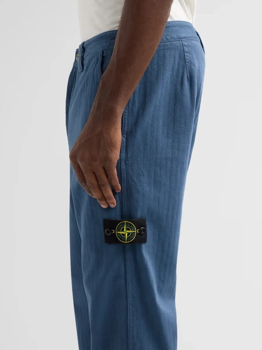 Stone Island Men's Textured Cotton Straight-Leg Pants | Thumbnail 5