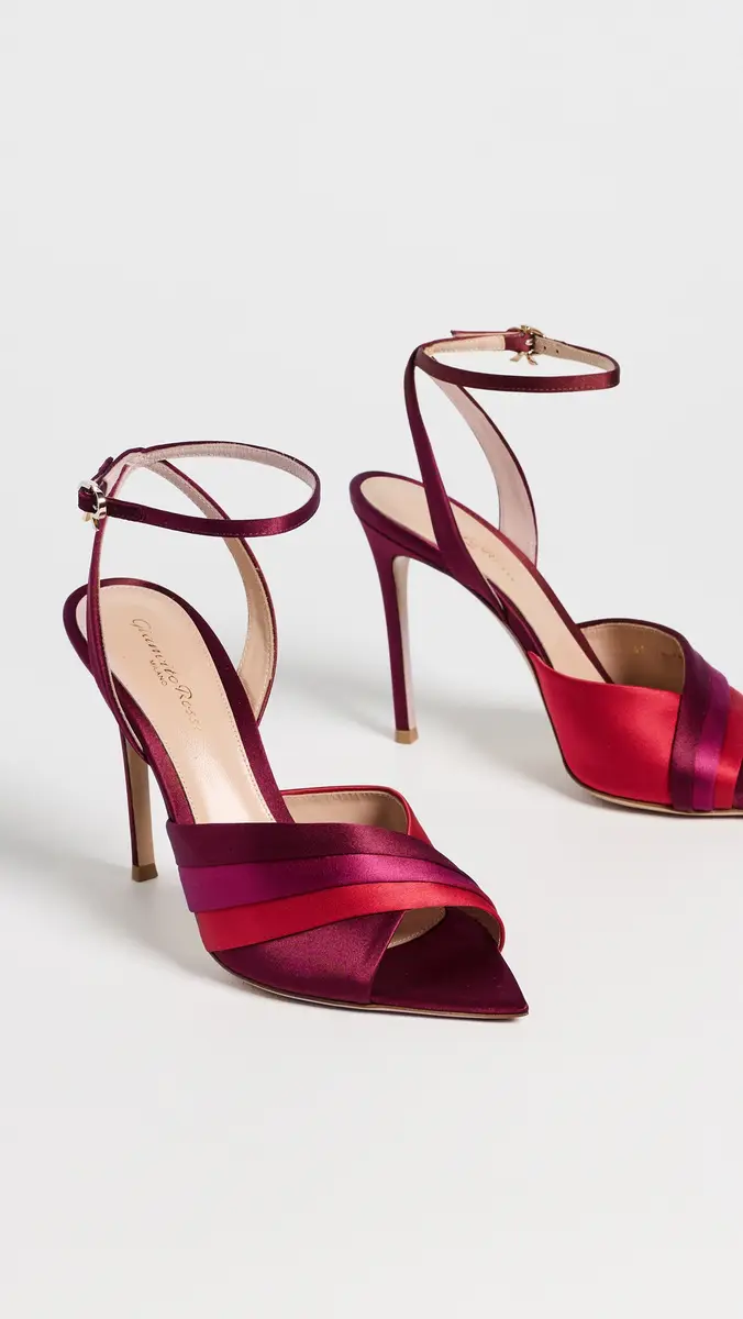Gianvito Rossi Crepe Satin Pumps | Thumbnail 5 Gianvito Rossi Crepe Satin Pumps | Thumbnail 5