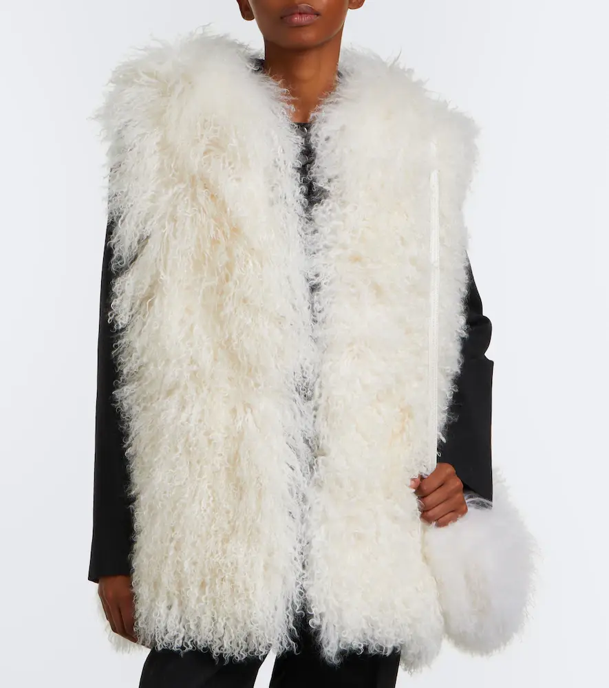 Yves Salomon Hooded shearling vest | Thumbnail 4 Yves Salomon Hooded shearling vest | Thumbnail 4