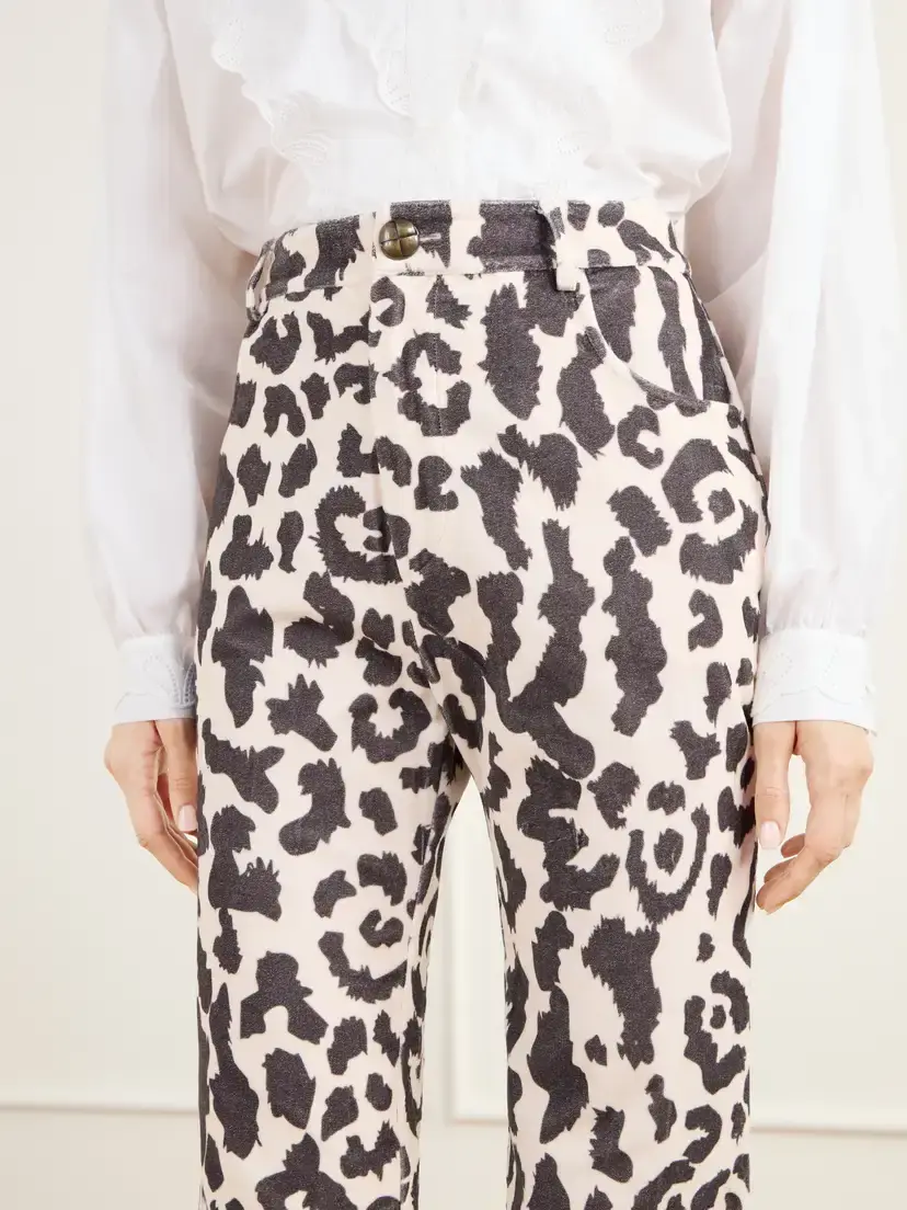 ALIX OF BOHEMIA Bunny Leopard Steppe Cotton-velvet High-rise Flared Jeans | Thumbnail 5 ALIX OF BOHEMIA Bunny Leopard Steppe Cotton-velvet High-rise Flared Jeans | Thumbnail 5