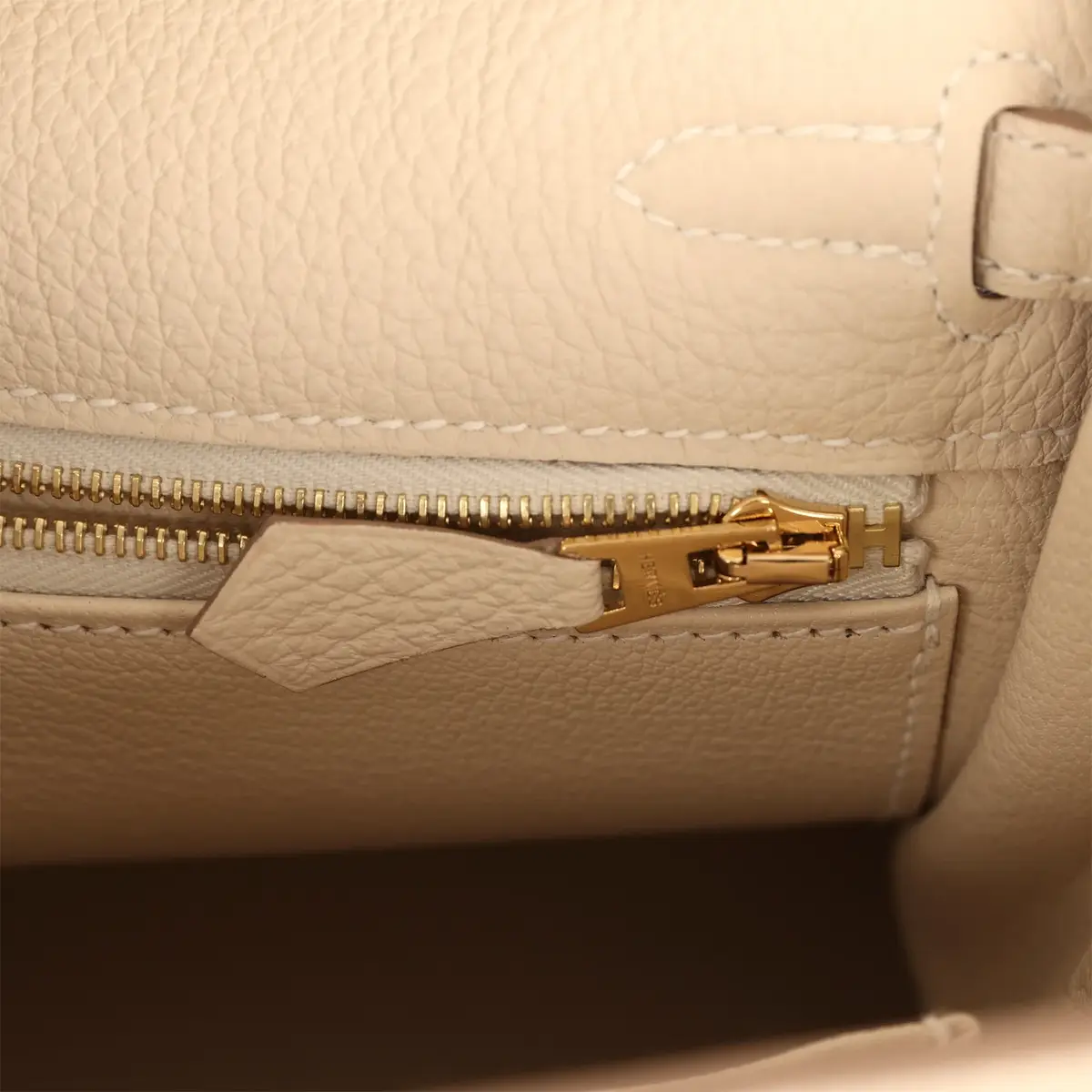 HERMÈS Hermes Kelly Retourne 25 Craie Togo Permabrass Hardware | Thumbnail 9 HERMÈS Hermes Kelly Retourne 25 Craie Togo Permabrass Hardware | Thumbnail 9