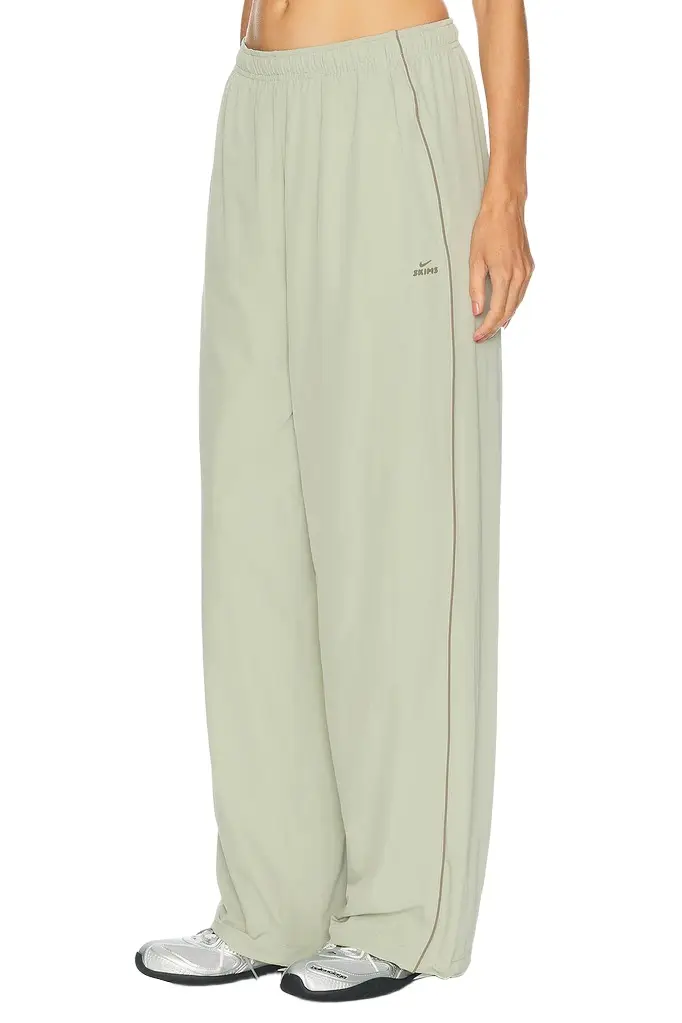 NikeSKIMS Stretch Nylon Oversized Pant