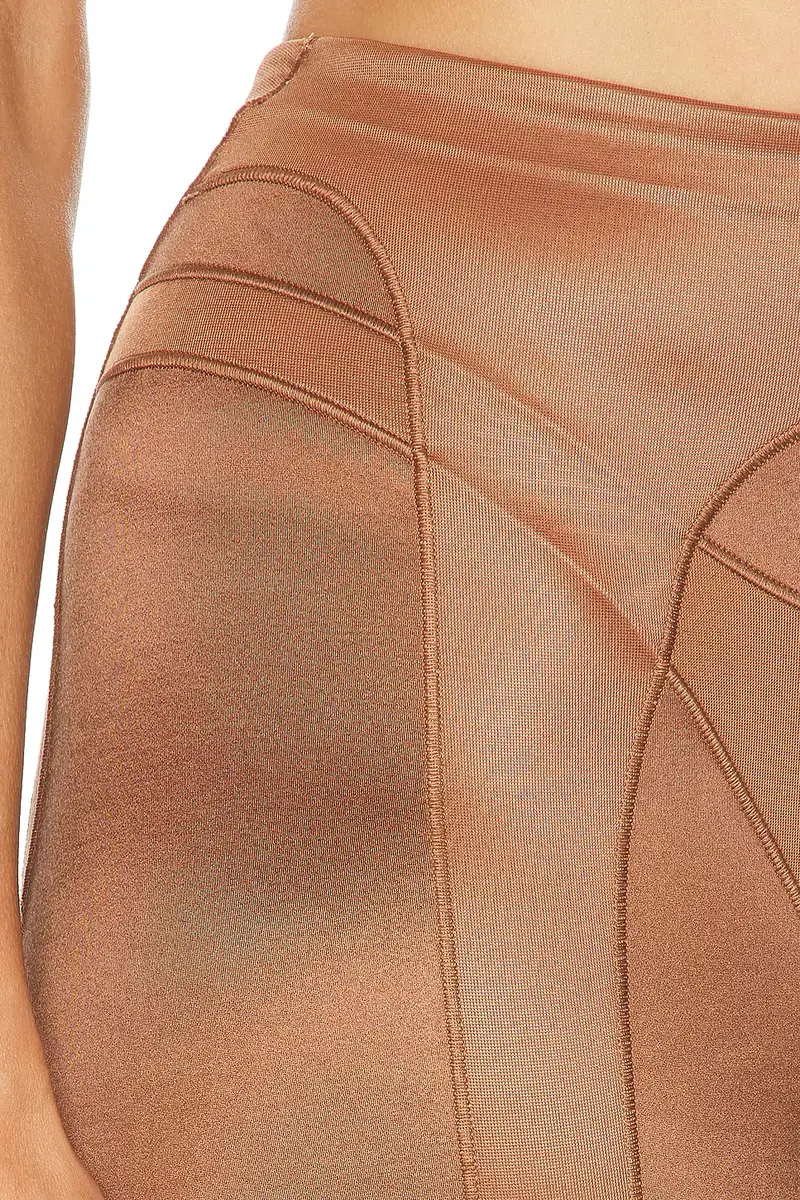 NikeSKIMS Shine Texture 26 Tight | Thumbnail 6