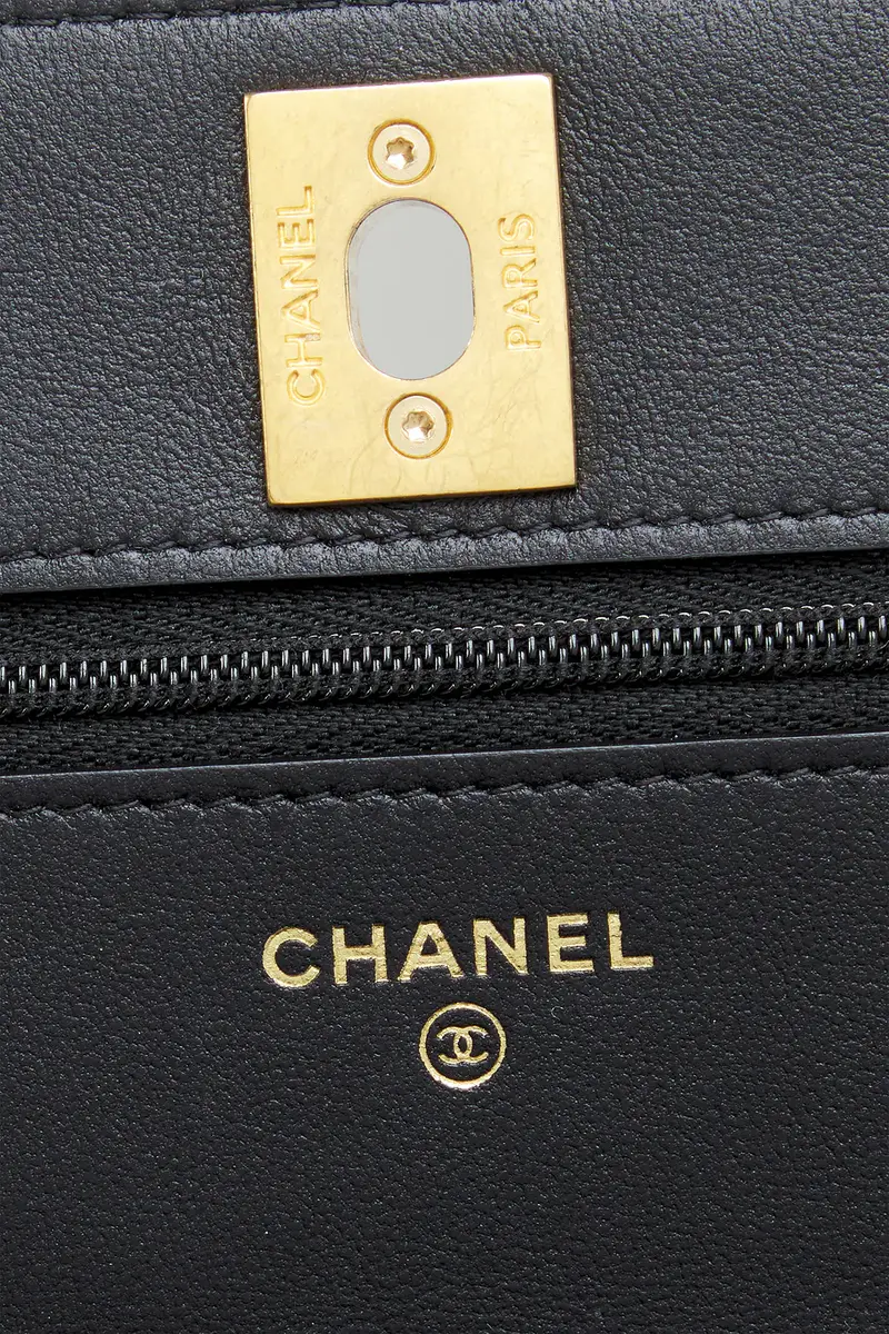 Chanel Chanel Caviar Sweet Heart Wallet On Chain | Thumbnail 5