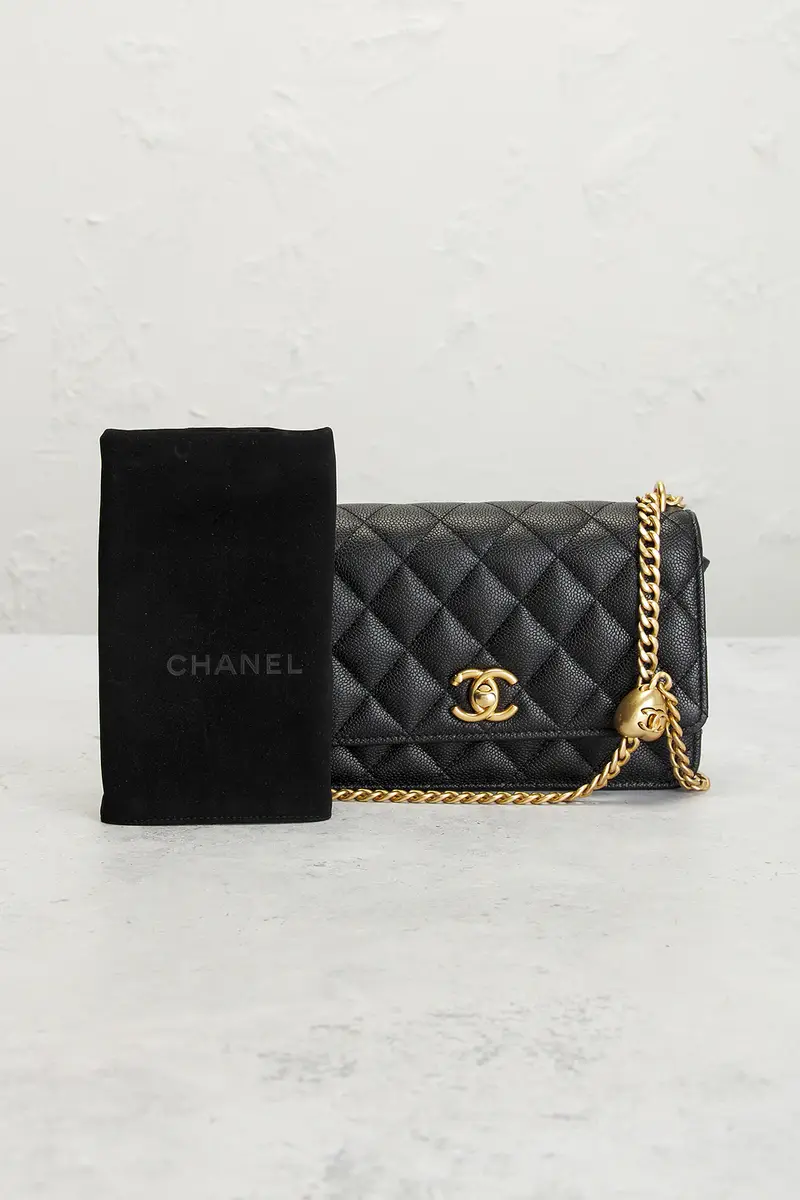 Chanel Chanel Caviar Sweet Heart Wallet On Chain | Thumbnail 9
