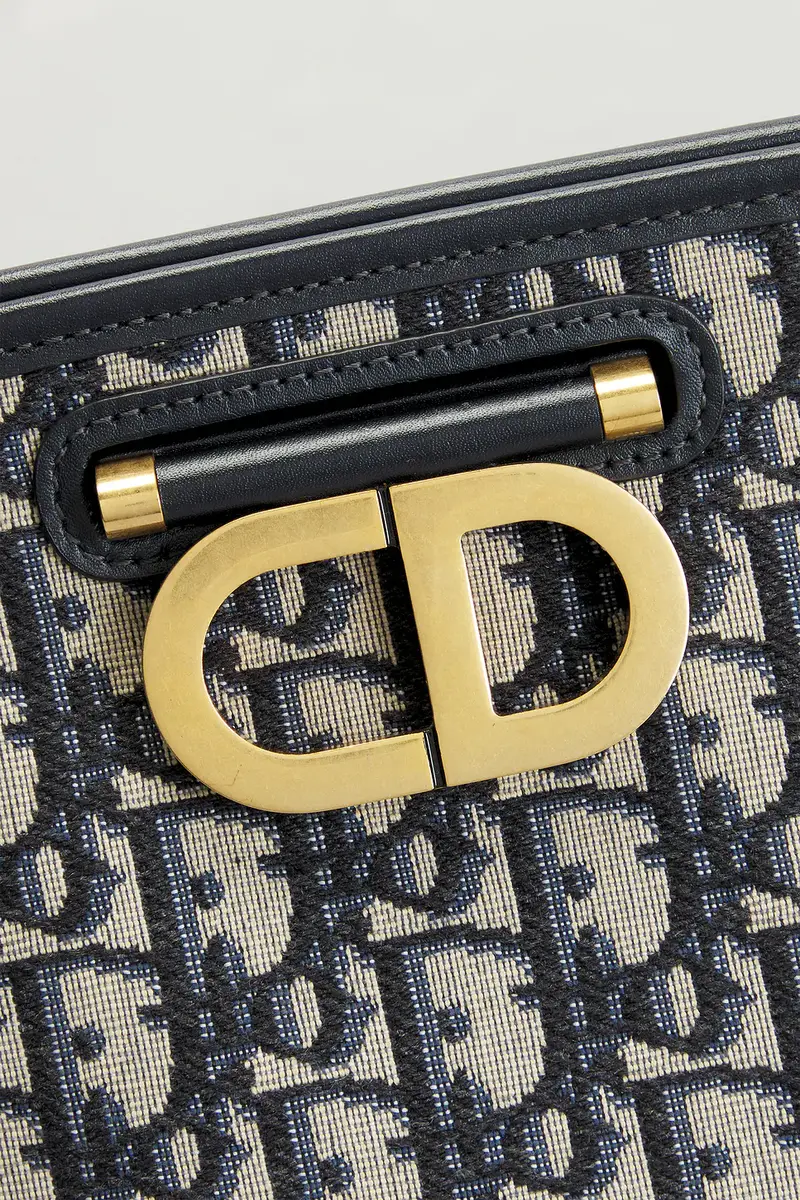 Dior Dior Oblique Montaigne 30 Crossbody Bag | Thumbnail 8 Dior Dior Oblique Montaigne 30 Crossbody Bag | Thumbnail 8