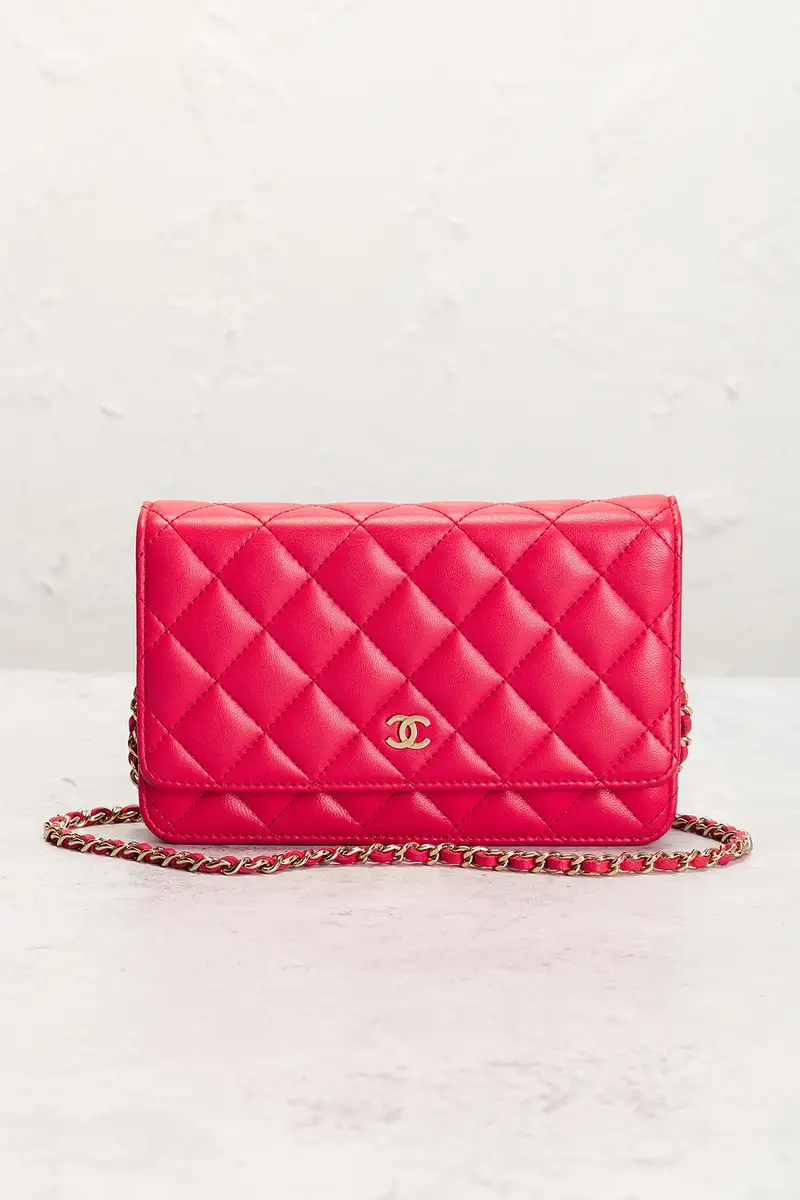 Chanel Chanel Lambskin Wallet On Chain | Thumbnail 2 Chanel Chanel Lambskin Wallet On Chain | Thumbnail 2