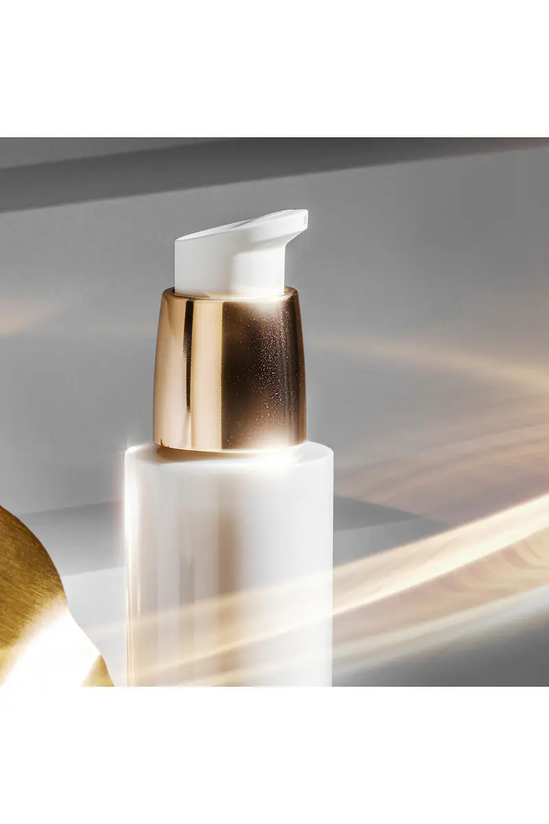 Sisley-Paris Sisleya Essential Skin Care Lotion | Thumbnail 5 Sisley-Paris Sisleya Essential Skin Care Lotion | Thumbnail 5