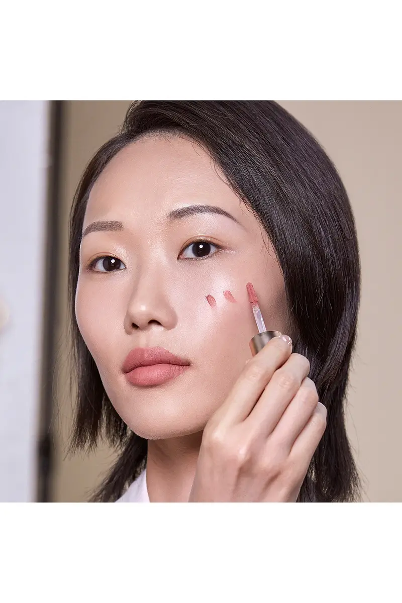 Sisley-Paris Color Cloud Lipstick & Blush | Thumbnail 5 Sisley-Paris Color Cloud Lipstick & Blush | Thumbnail 5