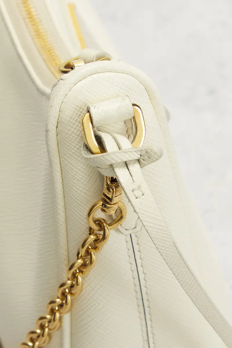 Prada Prada Saffiano Re-Edition 2005 Shoulder Bag | Thumbnail 9 Prada Prada Saffiano Re-Edition 2005 Shoulder Bag | Thumbnail 9