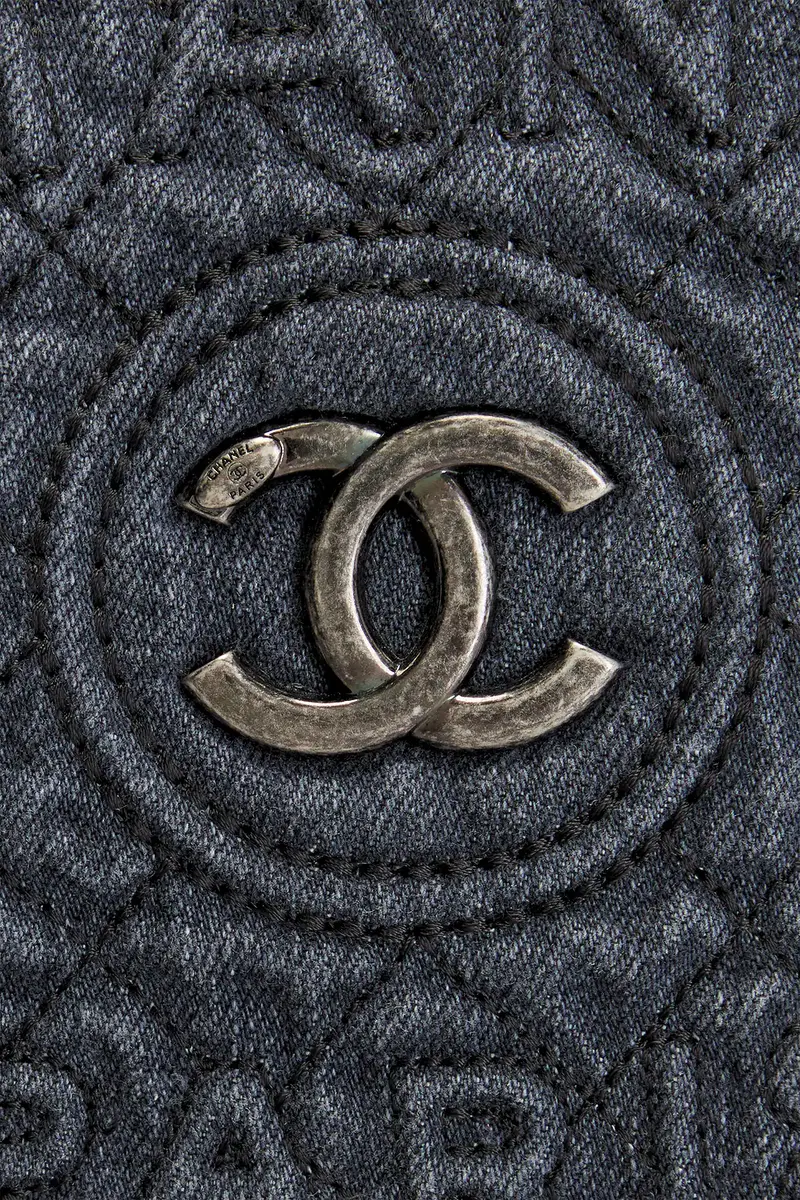 Chanel Chanel Denim Tote Bag | Thumbnail 6