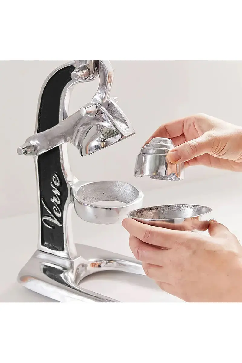 Verve Culture Small Citrus Juicer | Thumbnail 3 Verve Culture Small Citrus Juicer | Thumbnail 3