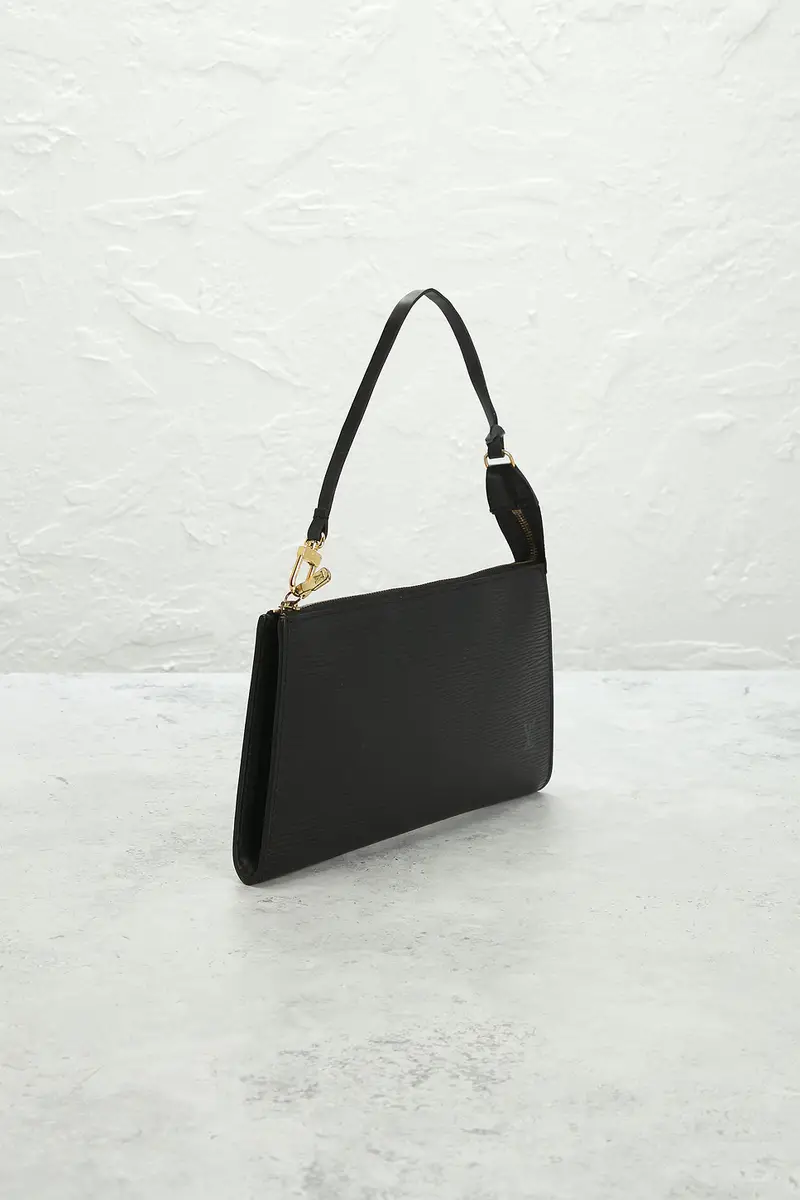 Louis Vuitton Louis Vuitton Epi Pochette Accessoires 24 Shoulder Bag | Thumbnail 4 Louis Vuitton Louis Vuitton Epi Pochette Accessoires 24 Shoulder Bag | Thumbnail 4