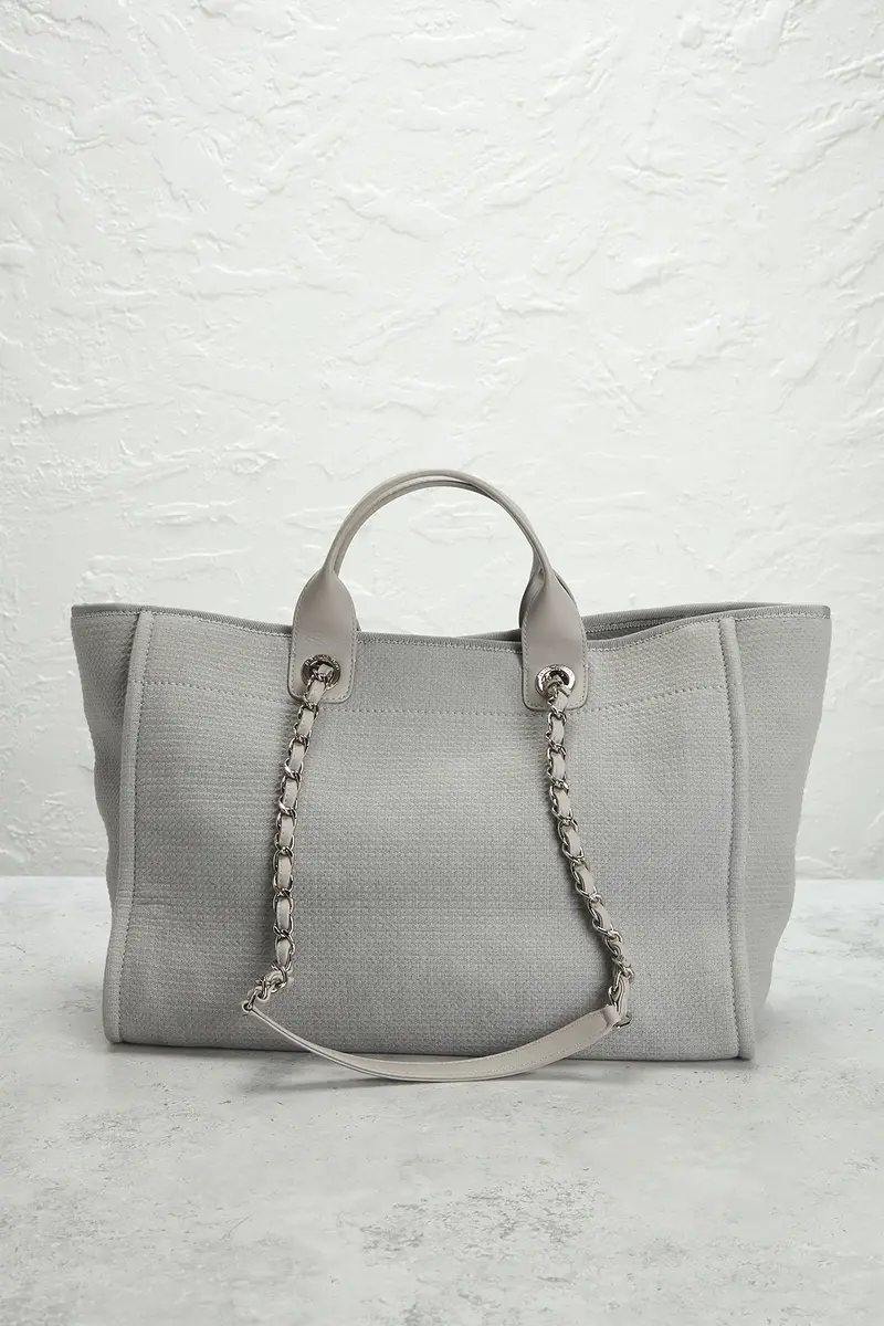 Chanel Chanel Medium Deauville Tote Bag | Thumbnail 3 Chanel Chanel Medium Deauville Tote Bag | Thumbnail 3