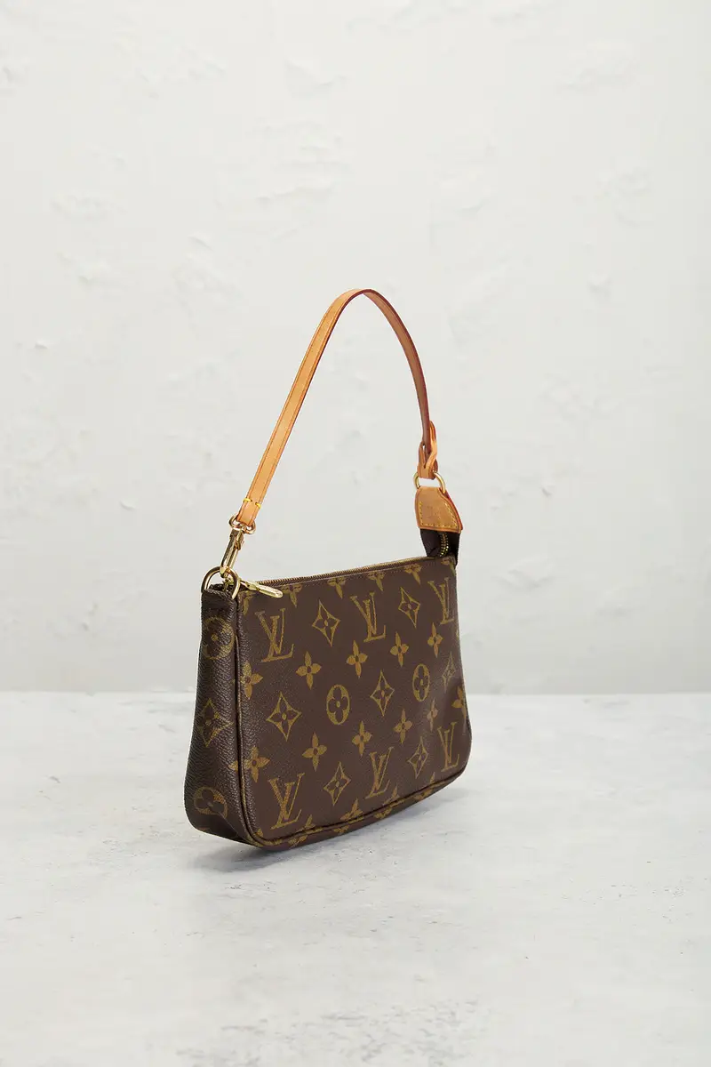 Louis Vuitton Louis Vuitton Monogram Pochette Accessoires Shoulder Bag | Thumbnail 4 Louis Vuitton Louis Vuitton Monogram Pochette Accessoires Shoulder Bag | Thumbnail 4