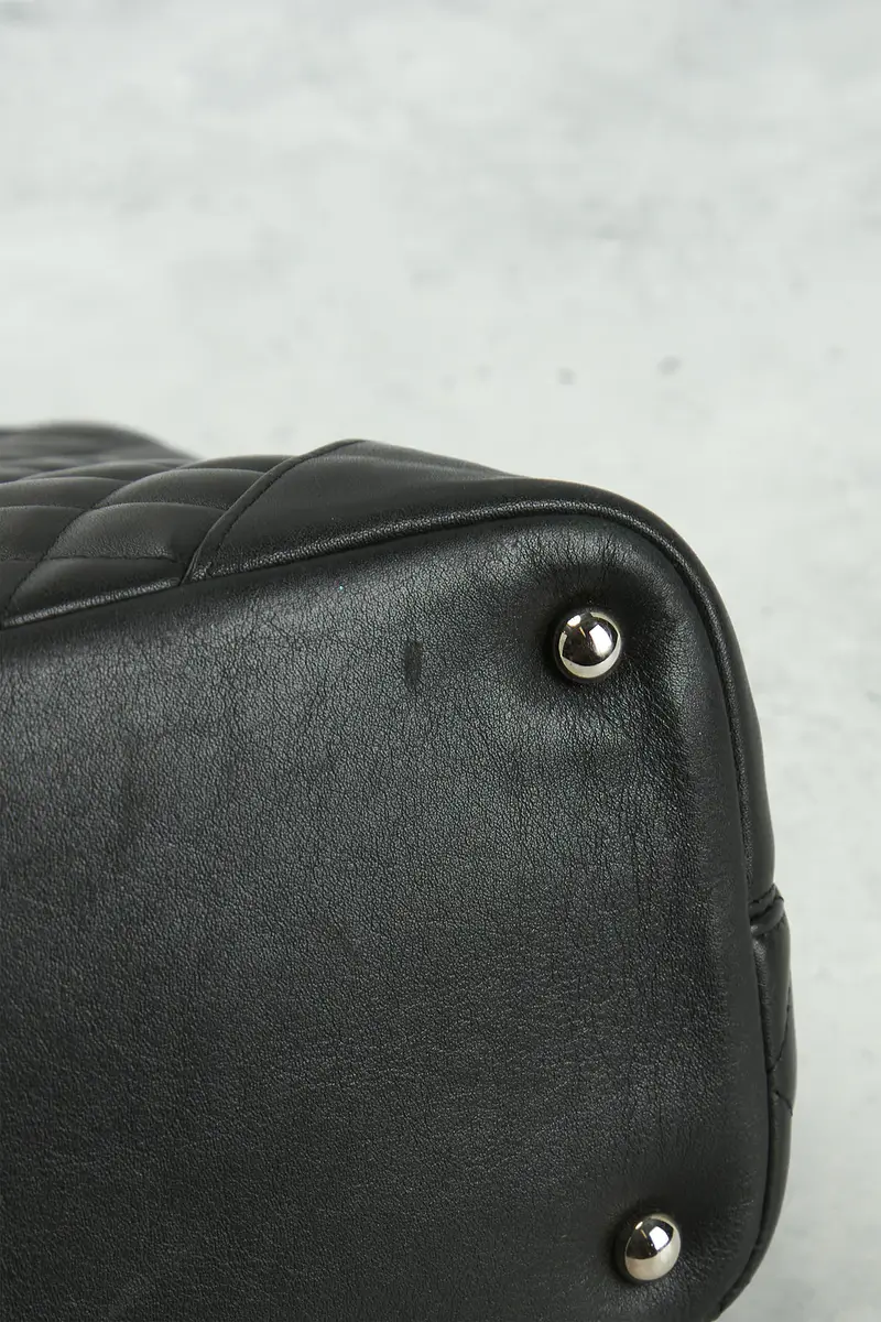Chanel Chanel Lambskin Medium Cambon Tote Bag | Thumbnail 7 Chanel Chanel Lambskin Medium Cambon Tote Bag | Thumbnail 7