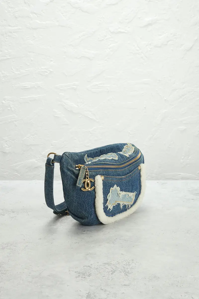 Chanel Chanel Denim & Shearling Egyptian Hieroglyph Belt Bag | Thumbnail 4 Chanel Chanel Denim & Shearling Egyptian Hieroglyph Belt Bag | Thumbnail 4