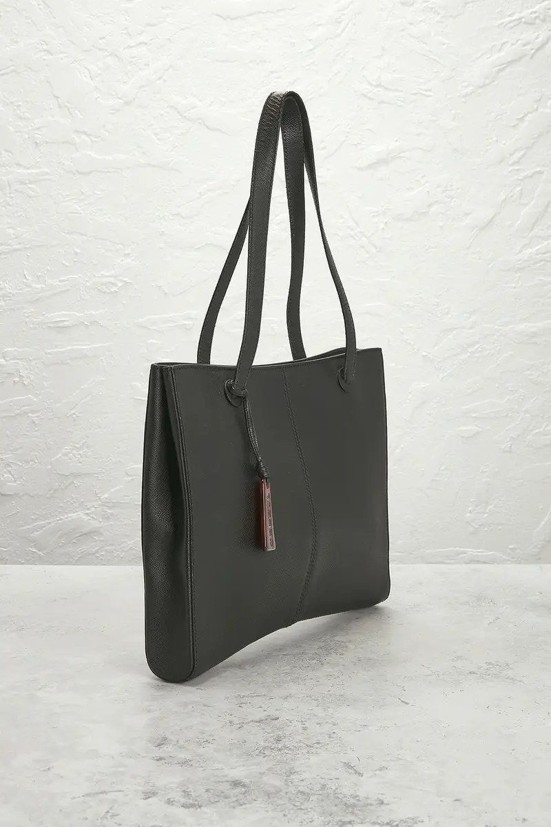 Chanel Chanel Calfskin Tote Bag | Thumbnail 4 Chanel Chanel Calfskin Tote Bag | Thumbnail 4