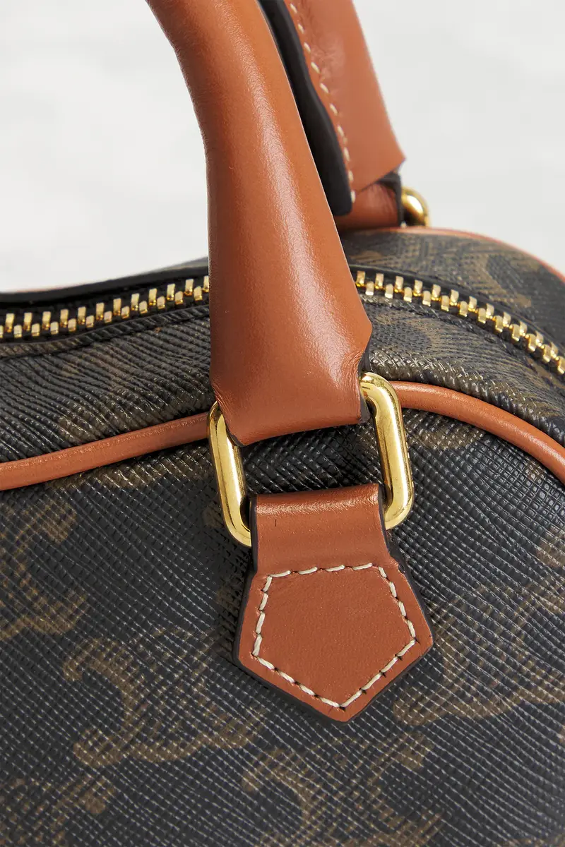 Celine Celine Triomphe Heart Handbag | Thumbnail 6 Celine Celine Triomphe Heart Handbag | Thumbnail 6
