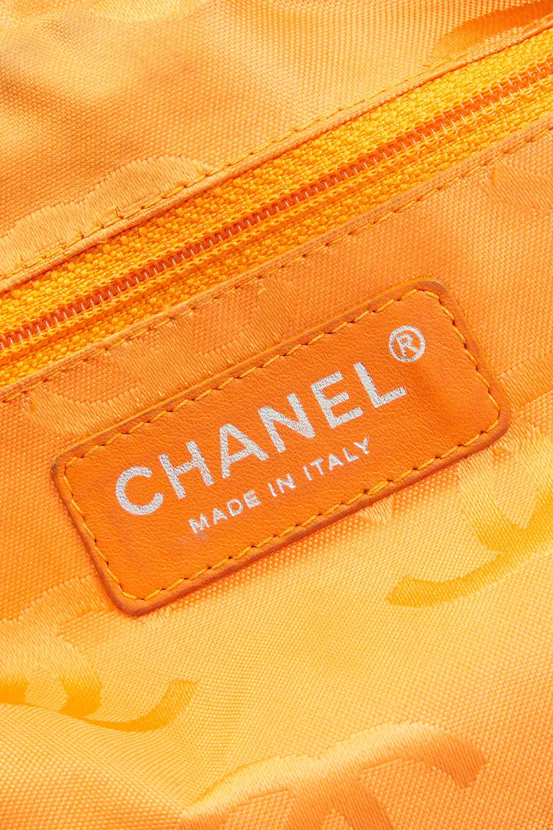 Chanel Chanel Calfskin Cambon Pochette Shoulder Bag | Thumbnail 5