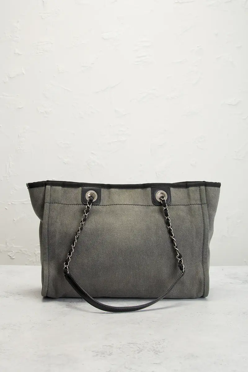 Chanel Chanel Medium Deauville Tote Bag | Thumbnail 3 Chanel Chanel Medium Deauville Tote Bag | Thumbnail 3