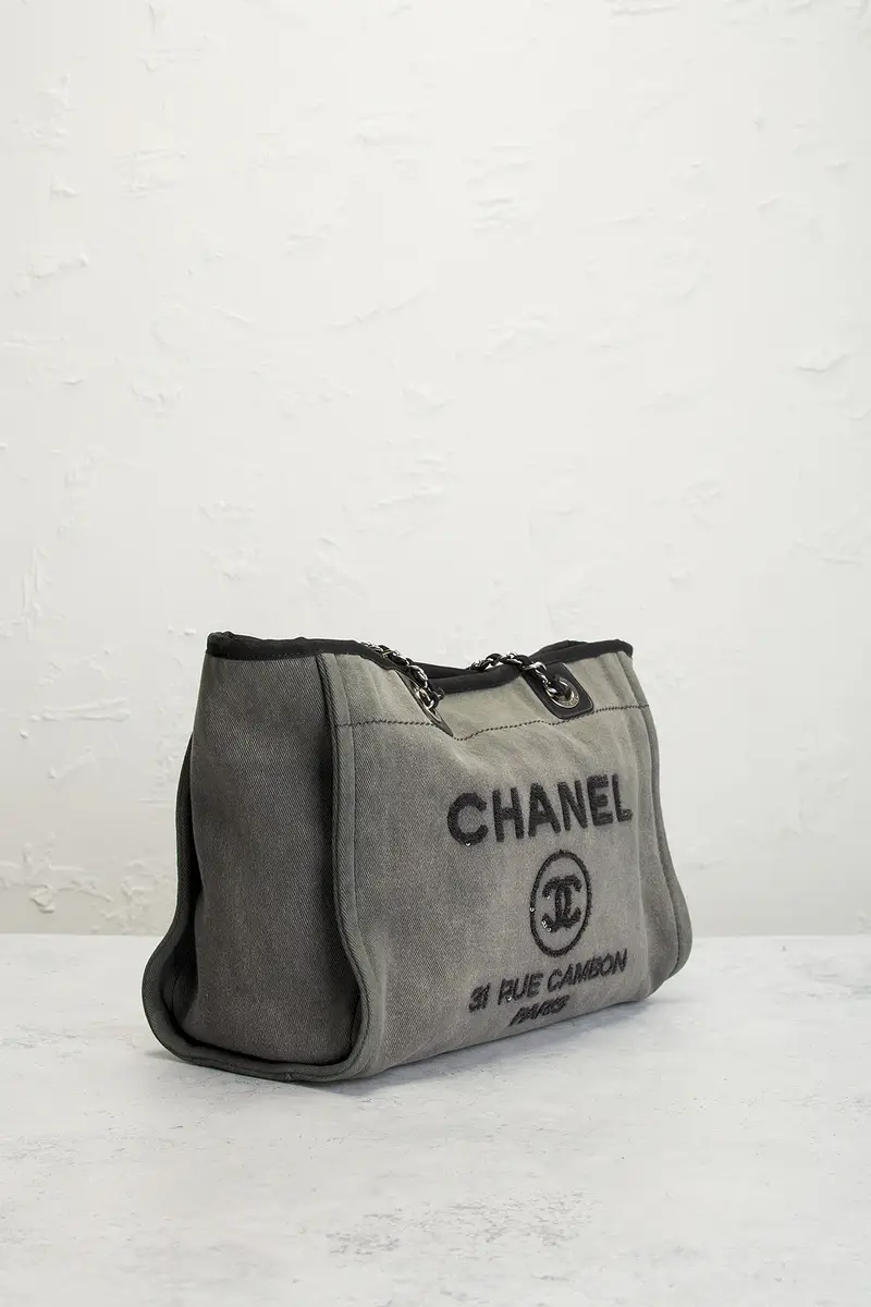 Chanel Chanel Medium Deauville Tote Bag | Thumbnail 4 Chanel Chanel Medium Deauville Tote Bag | Thumbnail 4
