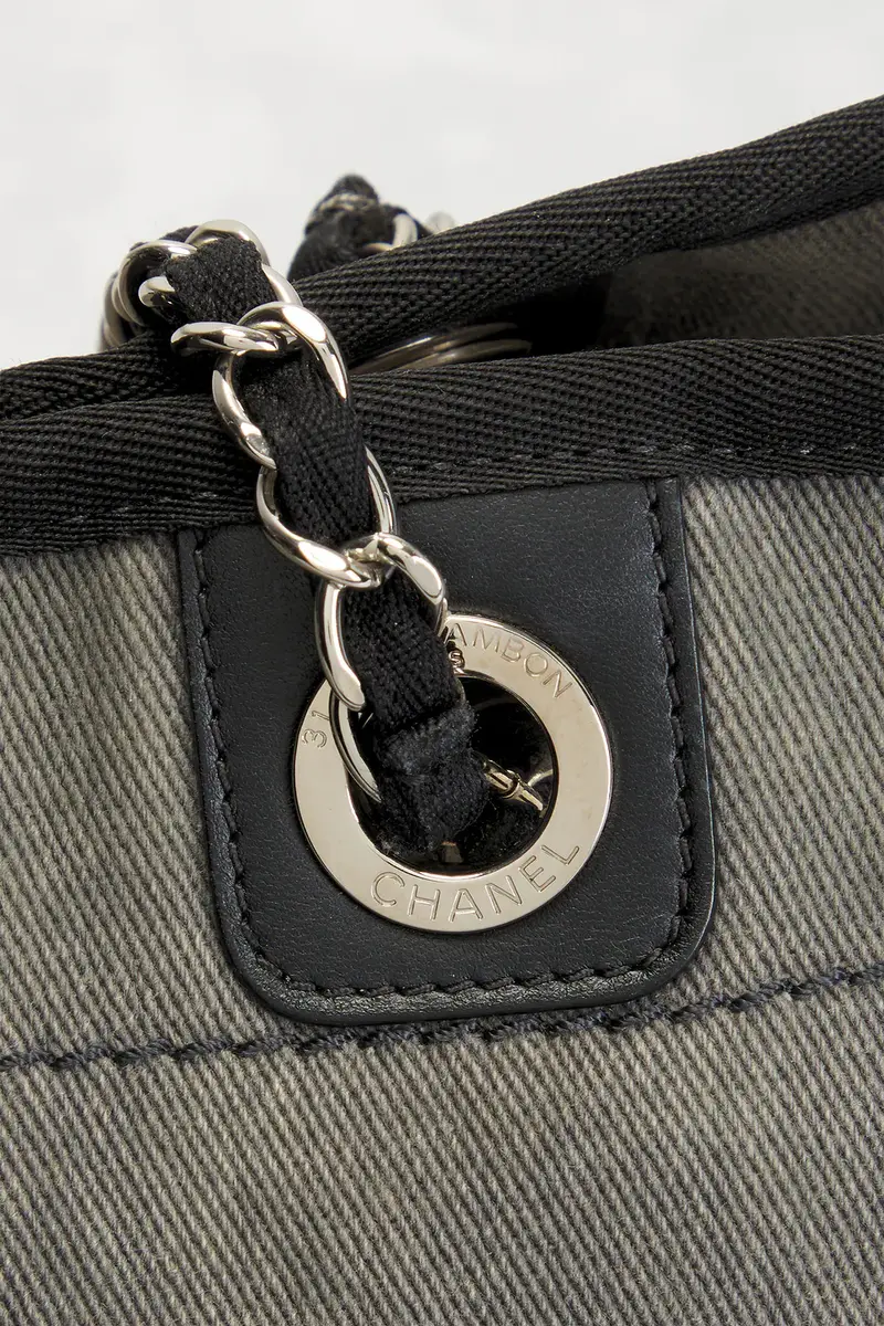 Chanel Chanel Medium Deauville Tote Bag | Thumbnail 6 Chanel Chanel Medium Deauville Tote Bag | Thumbnail 6