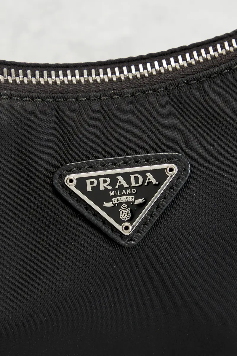 Prada Prada Re-Edition 2005 Re-Nylon Shoulder Bag | Thumbnail 6