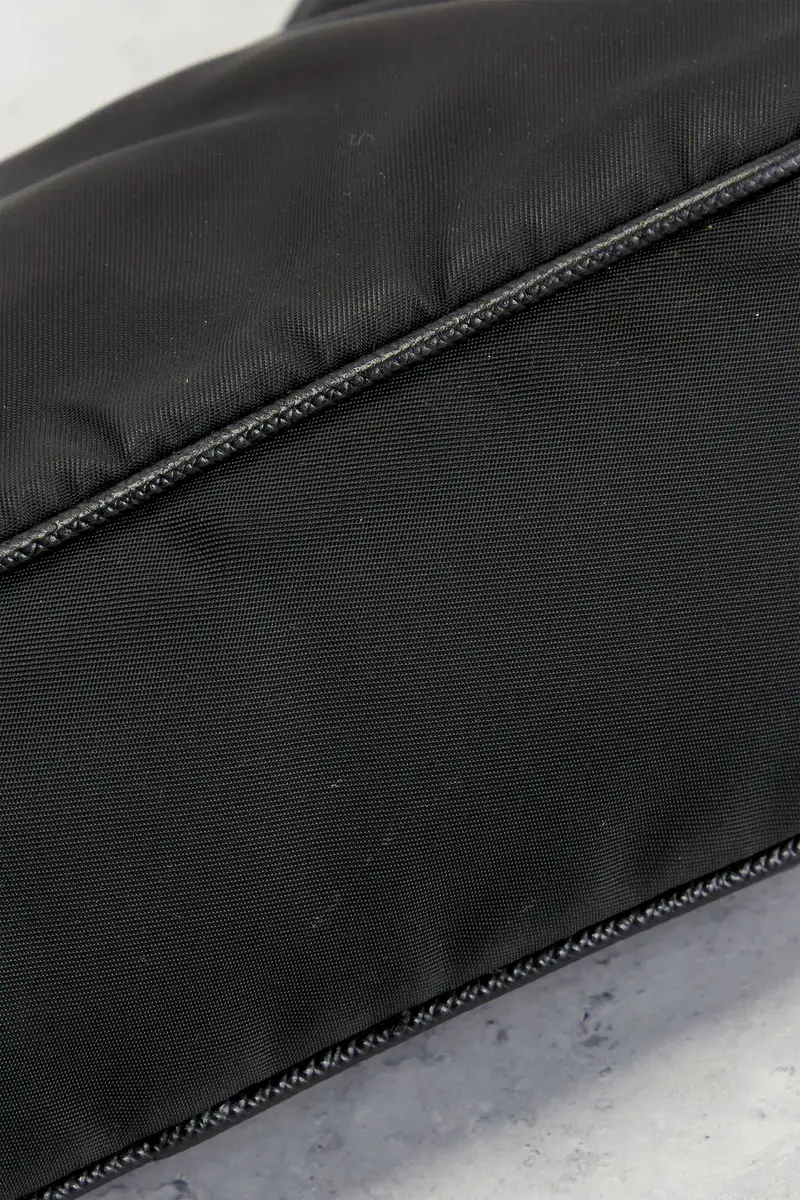 Prada Prada Re-Edition 2005 Re-Nylon Shoulder Bag | Thumbnail 8