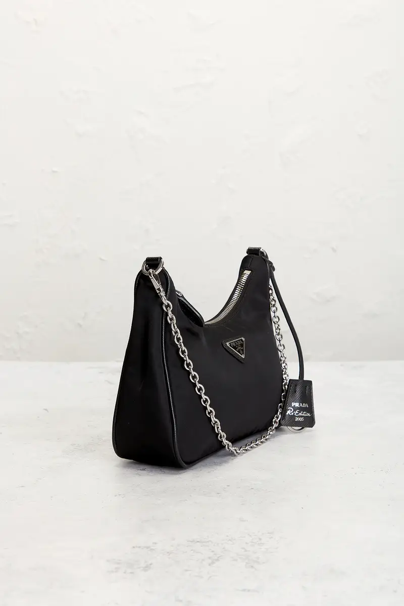 Prada Prada Re-Edition 2005 Re-Nylon Shoulder Bag | Thumbnail 4