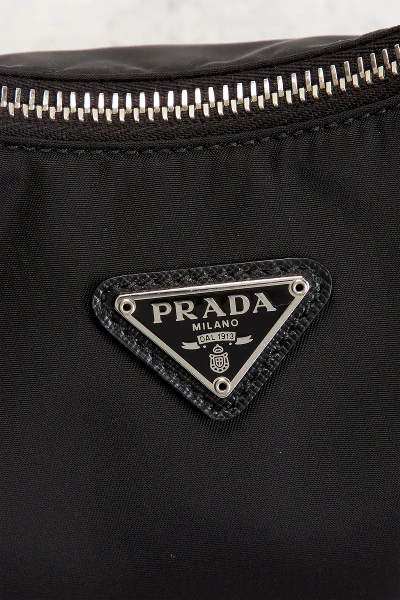 Prada Prada Re-Edition 2005 Re-Nylon Shoulder Bag | Thumbnail 6