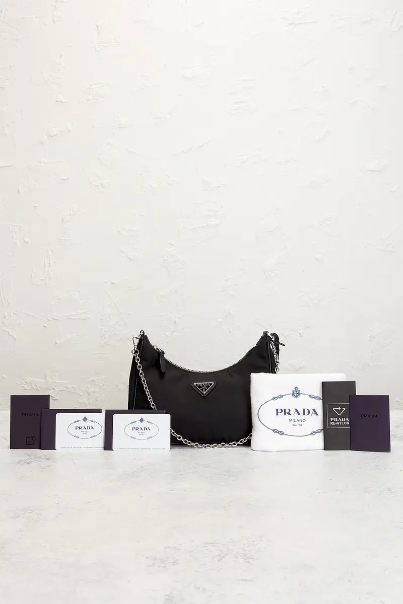Prada Prada Re-Edition 2005 Re-Nylon Shoulder Bag | Thumbnail 8