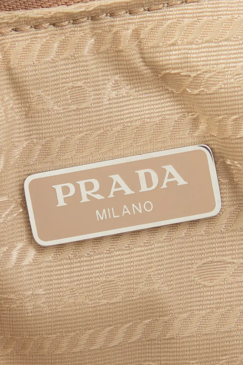 Prada Prada Re Edition 2005 Re-Nylon Shoulder Bag | Thumbnail 5 Prada Prada Re Edition 2005 Re-Nylon Shoulder Bag | Thumbnail 5